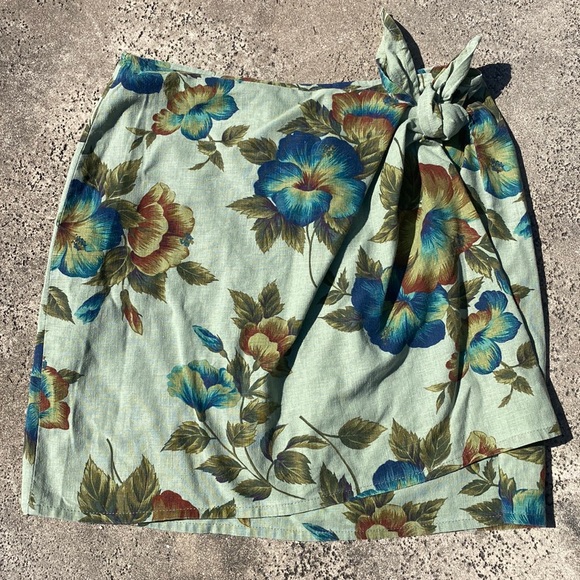 Linen Blend Express Wrap Skirt - Picture 1 of 7